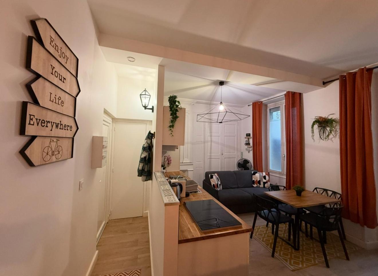 Les Studios Du Centre Historique De Valence Valence  Zewnętrze zdjęcie